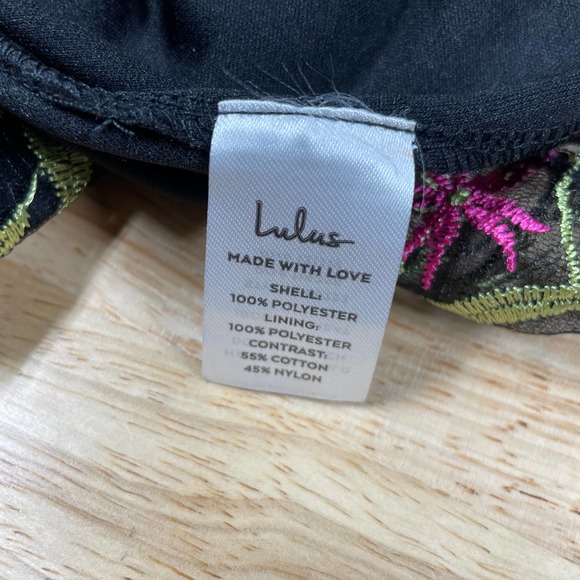 Lulus NWT Divine Delight Black Floral Embroidered Maxi Dress Size M Sleeveless - Picture 9 of 12